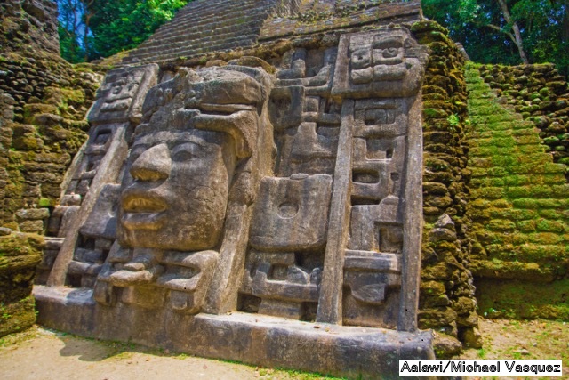 絶景グレートブルーホールとマヤ文明・ラマナイ遺跡　7日間